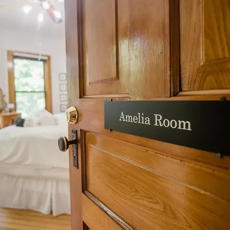 Amelia Room BW Boutique Hotel Central Lake Extérieur photo